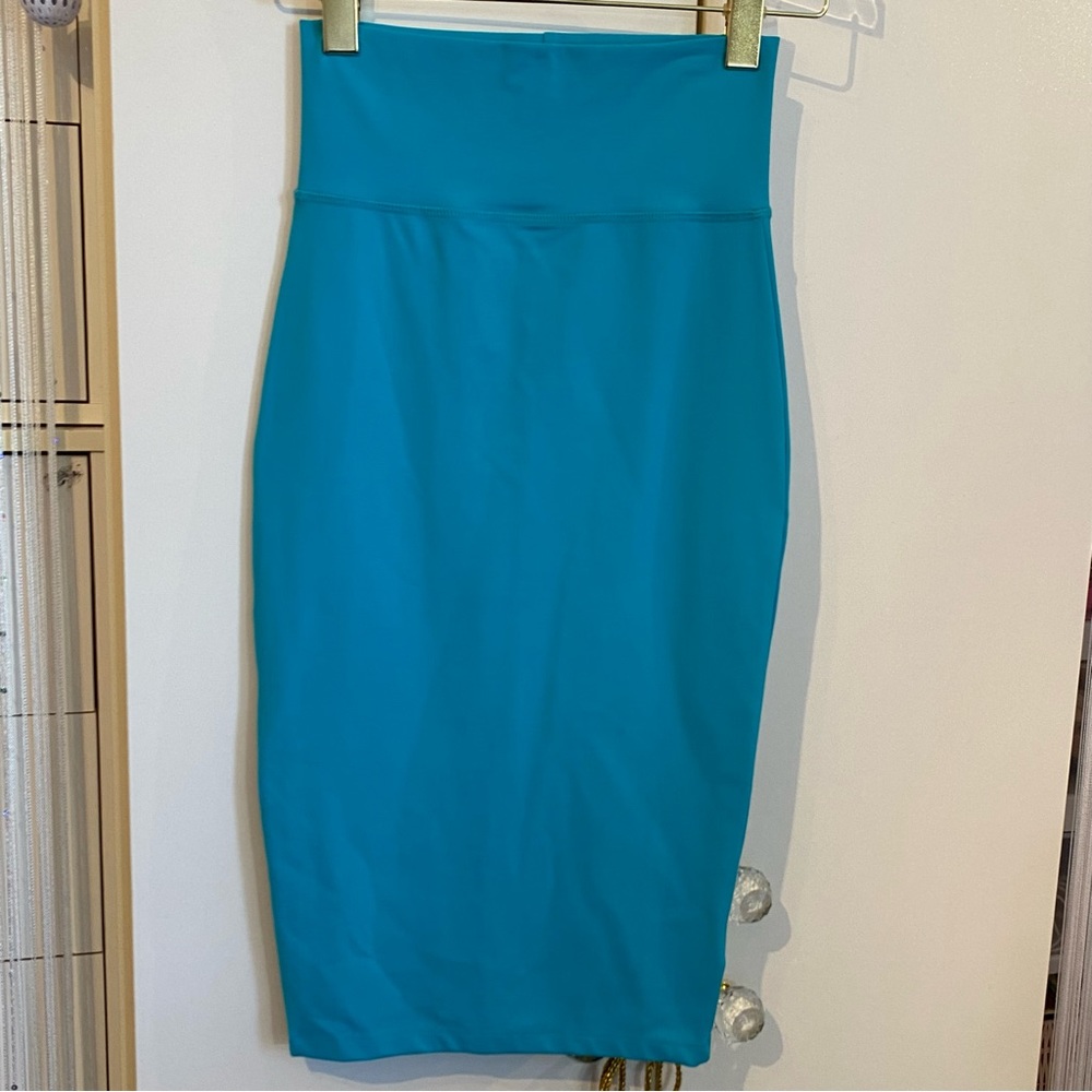 Bebe Turquoise Midi Knit Pencil Skirt Size XS NWT